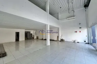 Excelente ponto comercial com 260m² para loja, galpão, em um mal de comércios ou serviços.