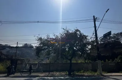 Terreno no panamby com 809m² e frente de 46,25m com excelente localização