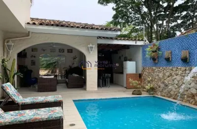 Maravilhosa residência pronta para morar, estilo colonial/fazenda//4 quartos/ 3 suítes/piscina.