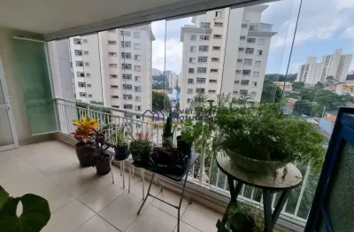 Apartamento, 92 m², três quartos, suíte e duas vagas.