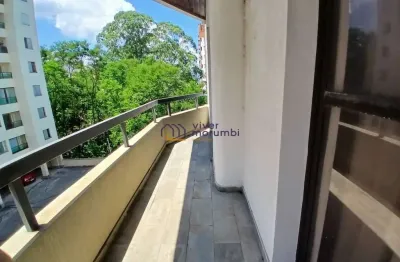 Espaçoso apartamento com 3  suites e 3 vagas em rua arborizada!