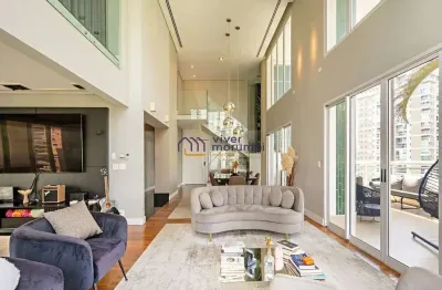 Duplex impecável com viista panoramica para o panamby!