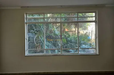 Apartamento de 100 m², 2 quartos, ao lado do parque da aclimação.