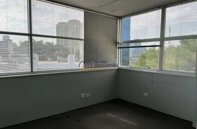 Casa comercial com 4 salas para alugar na Avenida Major Sylvio de Magalhães Padilha, --, Panamby, São Paulo