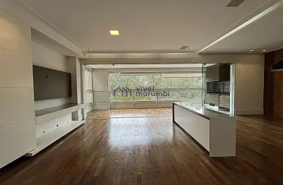 Apartamento com 3 quartos para alugar na Rua Itapimirum, --, Panamby, São Paulo