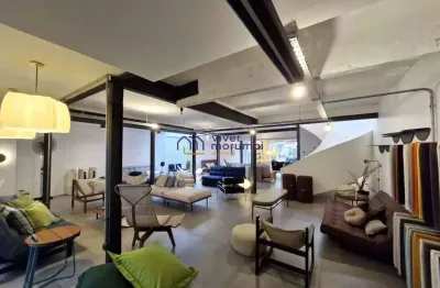 Casa comercial com 6 salas para alugar na Rua Gaivota, --, Moema, São Paulo