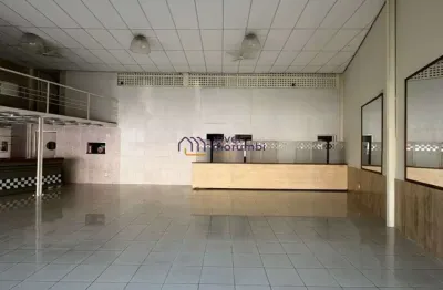 Casa comercial para alugar na Avenida Doutor José Maciel, --, Jardim Maria Rosa, Taboão da Serra