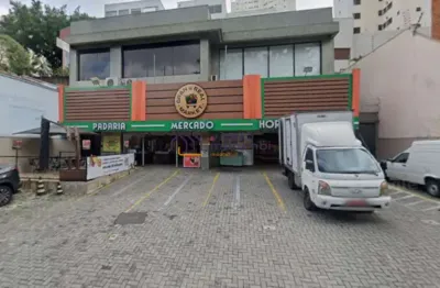 Casa comercial para alugar na Rua Jandiatuba, --, Vila Andrade, São Paulo