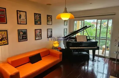 Casa em Condomínio no Morumbi - 4 Dormitórios / Piscina e Churrasqueira