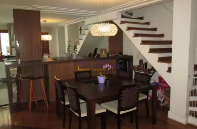 Casa em condomínio fechado com 3 quartos à venda na Rua Artur de Souza Marques, --, Real Parque, São Paulo