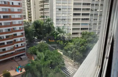 Apartamento amplo e reformado no coração dos jardins, próximo ao metrô linha verde
