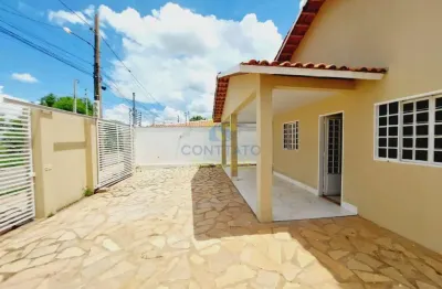 (venda) casa 02 quartos, terreno grande, com bom acabamento codigo: 97713