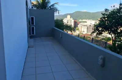 Casa para locação anual -  bairro trindade - florianópolis / sc