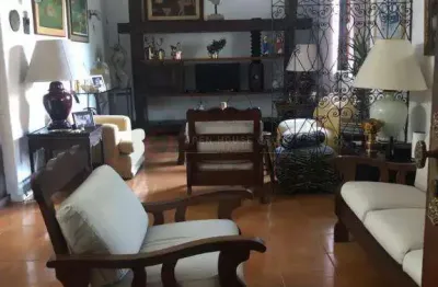 Open house vende casa de 5 quartos 2 suítes em icaraí