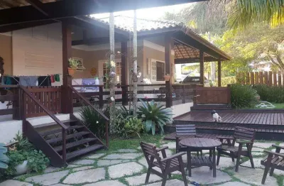 Baixou!! residência em condomínio linear, piratininga