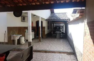 Open house vende, excelente casa + 2 comércios - trindade, são gonçalo