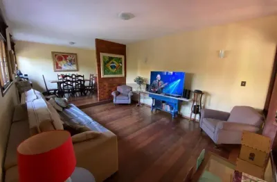 Open house vende casa em piratininga, 4 quartos, 5 vagas de garagem vista pra lagoa, próximo a prai