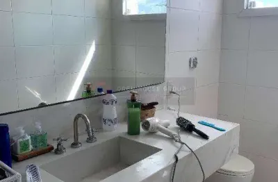 Open house vende - casa de 4 quartos sendo 1 suíte no condomínio village pendotiba