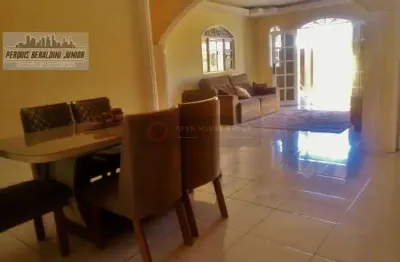 Casa com 3 quartos à venda na Rua Olinto Moreira, Mutuá, São Gonçalo