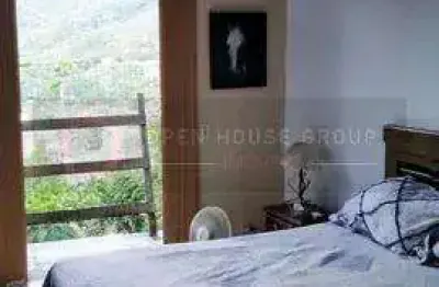 Open house vende casa em condomínio com linda vista!