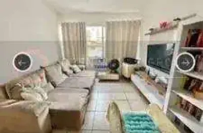 À venda amplo apartamento com dois quartos em icaraí!!!