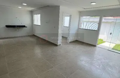 Open house vende- casa linear com 2 quartos sendo 1 suíte com closet no alferes tiradentes