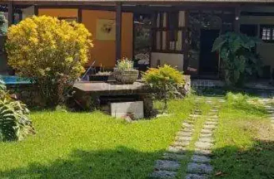 Casa com 3 quartos à venda na Rua José Ferreira Vaz, 30, Itaipu, Niterói