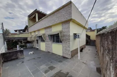 Casa com 3 quartos à venda na Rua Artur Salgueiro, 00, Mutuá, São Gonçalo