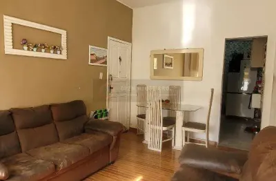Apartamento 2 quartos em rua tranquila de santa rosa