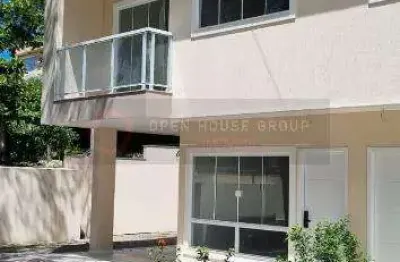 Open house vende casas em mini condomínio no maravista