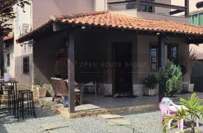 Casa com 2 quartos à venda na Rua Antônio Foster De Moura Filho, Centro, Maricá