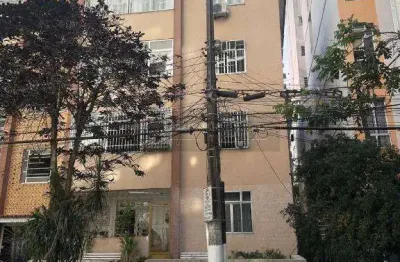 Baixou !!!  open house vende apartamento todo reformado na maris e barros  quadra da praia  !!!