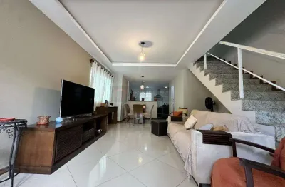 Casa com 3 quartos à venda na Avenida Boa Vista, Itaipu, Niterói