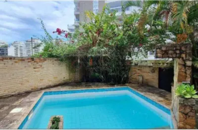 Open house vende casa c/ 360m², 3 quartos e 3 vagas