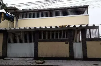 Casa com 2 quartos à venda na Rua João Dinis, Paraíso, São Gonçalo