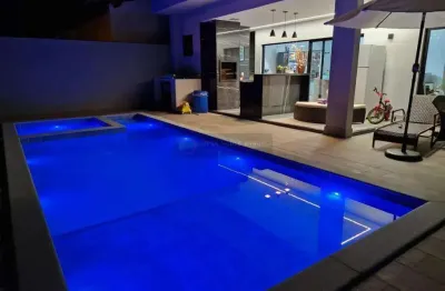 Open House Vende Casa Duplex 4 quartos recém construída no Bairro Santo Antônio Itaipu