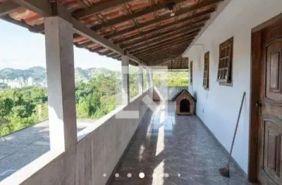 Open house,vende excelente casa no fonseca ,com 4 quartos,4 banheiros , garagem,tem tambem uma kitn