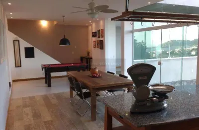 Open house vende linda casa, vista deslumbrante, 4 varan, 3 salas, 6 quartos sendo 3 suites, 3 vaga