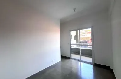 Apartamento para Locação em Bragança Paulista, Centro, 3 dormitórios, 1 suíte, 2 banheiros, 2 vagas