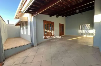 Casa com 3 dormitórios à venda, 204 m² por r$ 450.000,00 - vila esperança - botucatu/sp