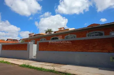 Casa com 7 dormitórios para alugar, 450 m² por r$ 5.000,00/mês - recanto azul - botucatu/sp
