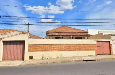 Casa com 3 dormitórios para alugar, 243 m² por r$ 2.500,00/mês - vila dos lavradores - botucatu/sp