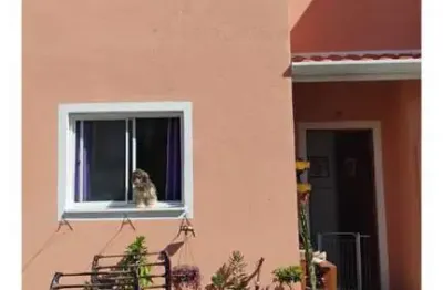 Sobrado para Venda em São José dos Campos, RESIDENCIAL CAMBUÍ, 3 dormitórios, 1 banheiro, 1 vaga