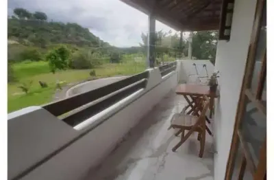 Sobrado para Venda em São José dos Campos, RESIDENCIAL CAMBUÍ, 3 dormitórios, 2 suítes, 1 banheiro, 2 vagas