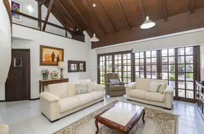 Casa com 4 quartos à venda na rua professora maria josé godoy, bom retiro, curitiba, 330 m2 por r$ 2.250.000