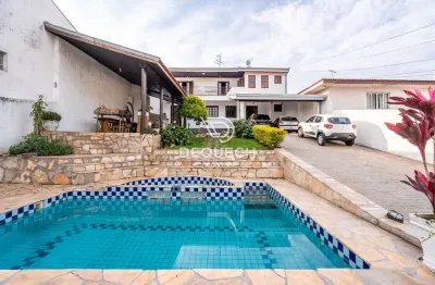 Casa com 3 quartos à venda na travessa são lucas, 261, barreirinha, curitiba, 256 m2 por r$ 1.350.000