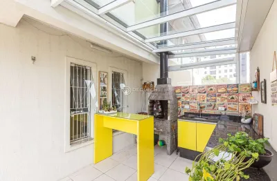 Casa em condomínio fechado com 3 quartos à venda na Rua Irmãs Paulinas, 5077, Novo Mundo, Curitiba, 146 m2 por R$ 650.000