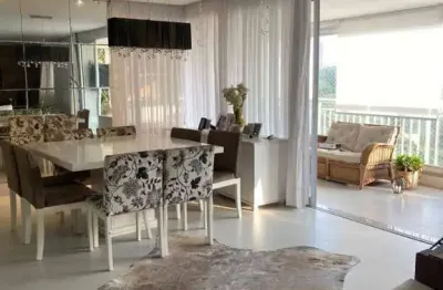 Apartamento á venda com 3 suítes e 3 vagas no condomínio paulistano morumbi