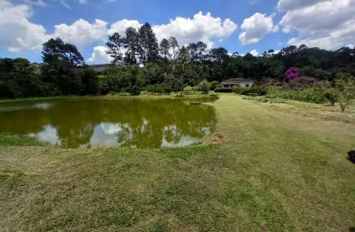 Sítio com 10.000 m² embu guaçu com casa de 250m² 3 dormitórios  2 suítes
