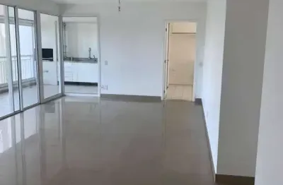 Apartamento com 4 quartos e 5 banheiros à venda, 177 m²